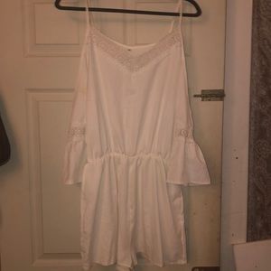 White lace romper XL